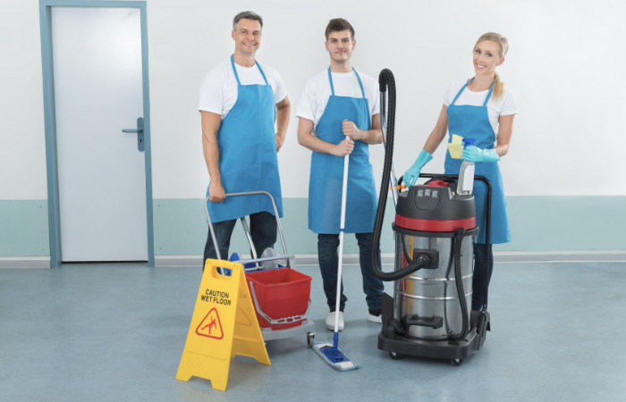 Office_Cleaning_team